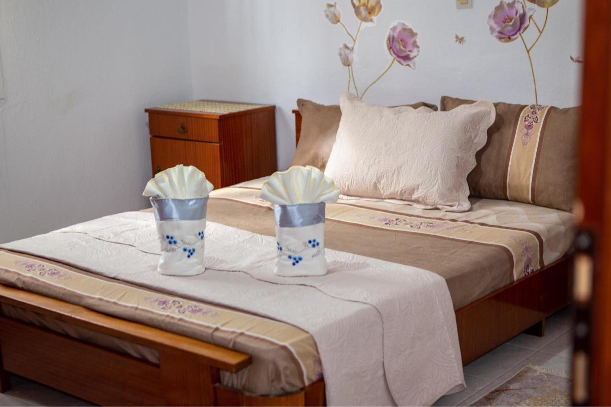 Titika House Guest House Nea Vrasna Ngoại thất bức ảnh